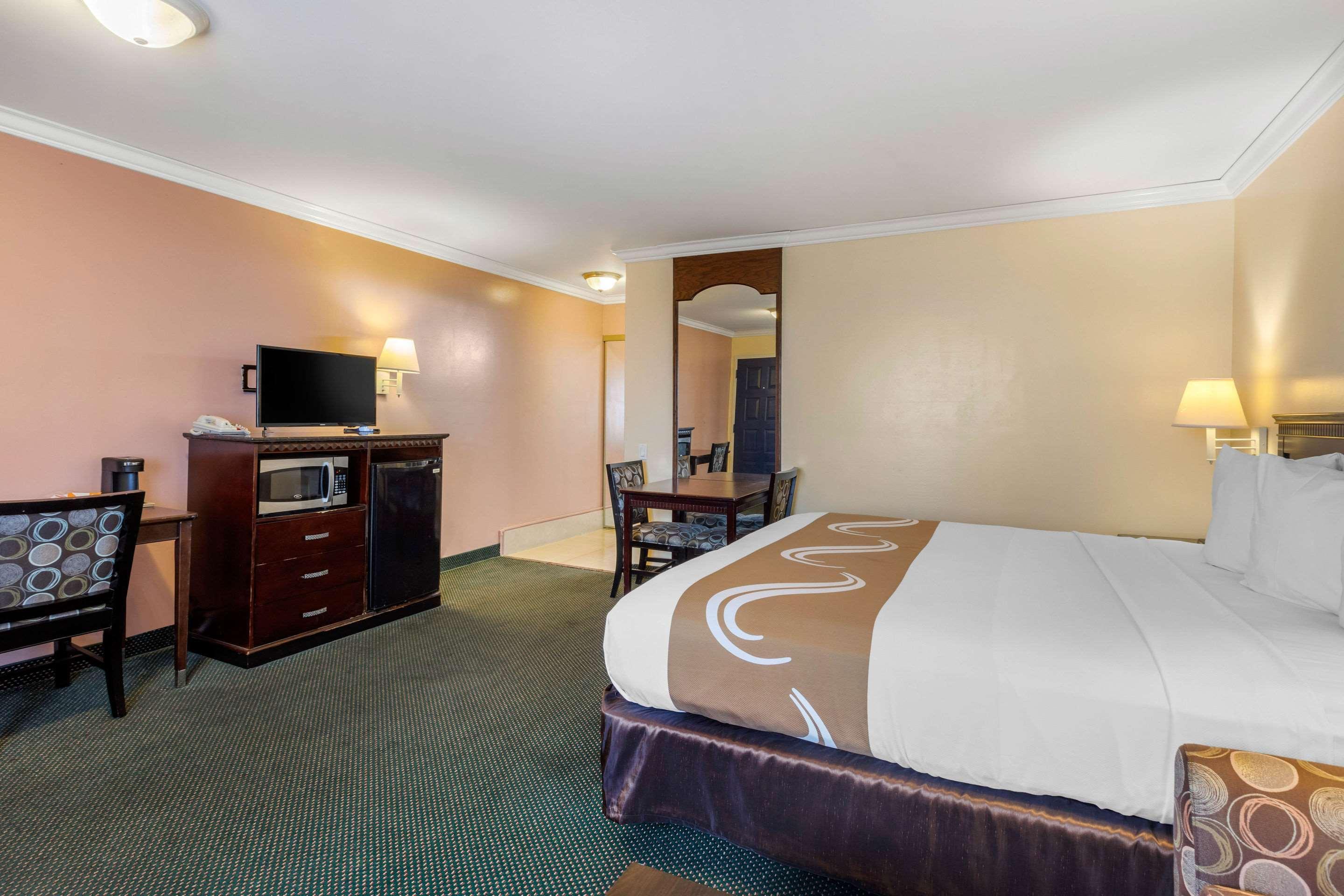 Quality Inn Lomita-Los Angeles South Bay Екстериор снимка