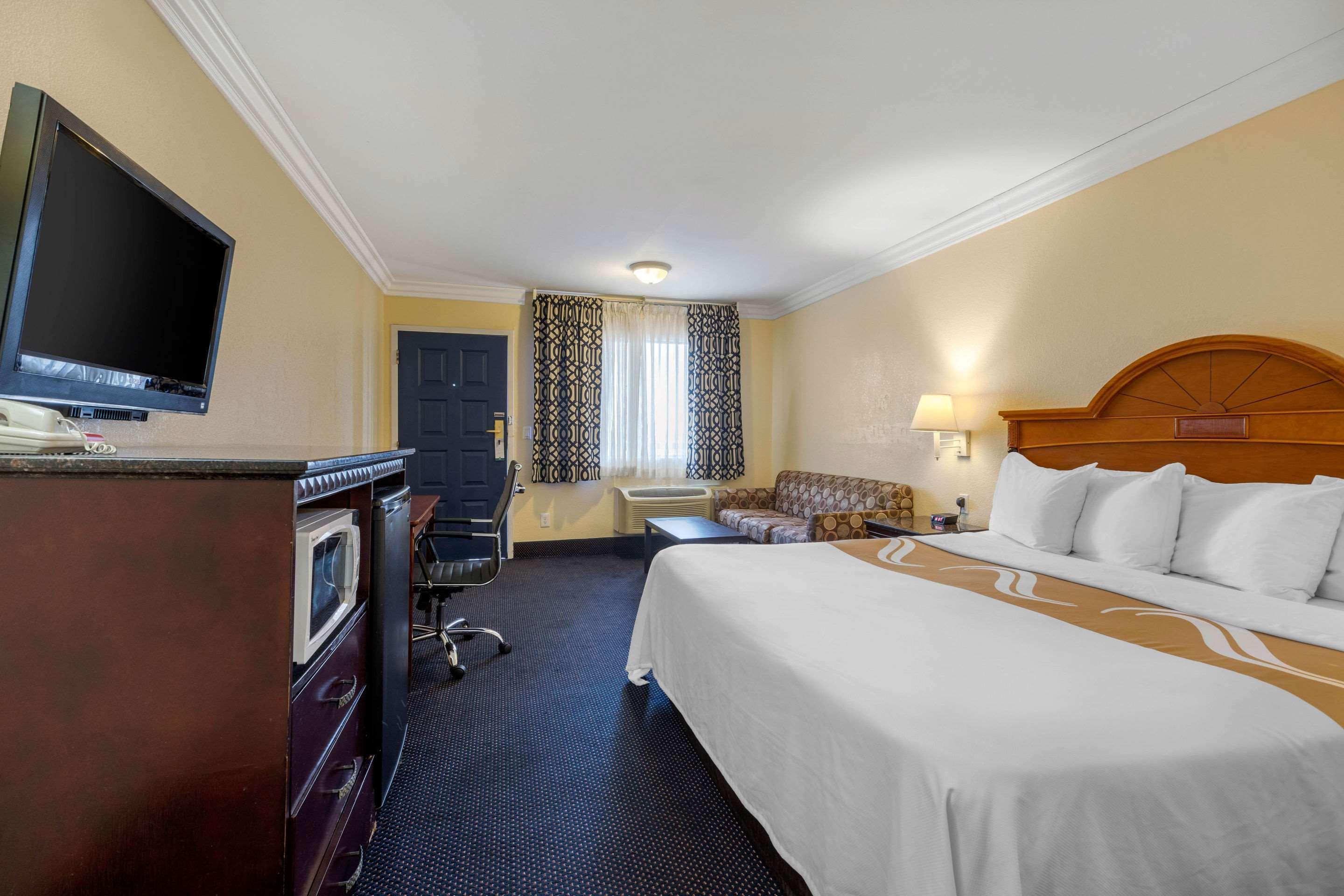 Quality Inn Lomita-Los Angeles South Bay Екстериор снимка