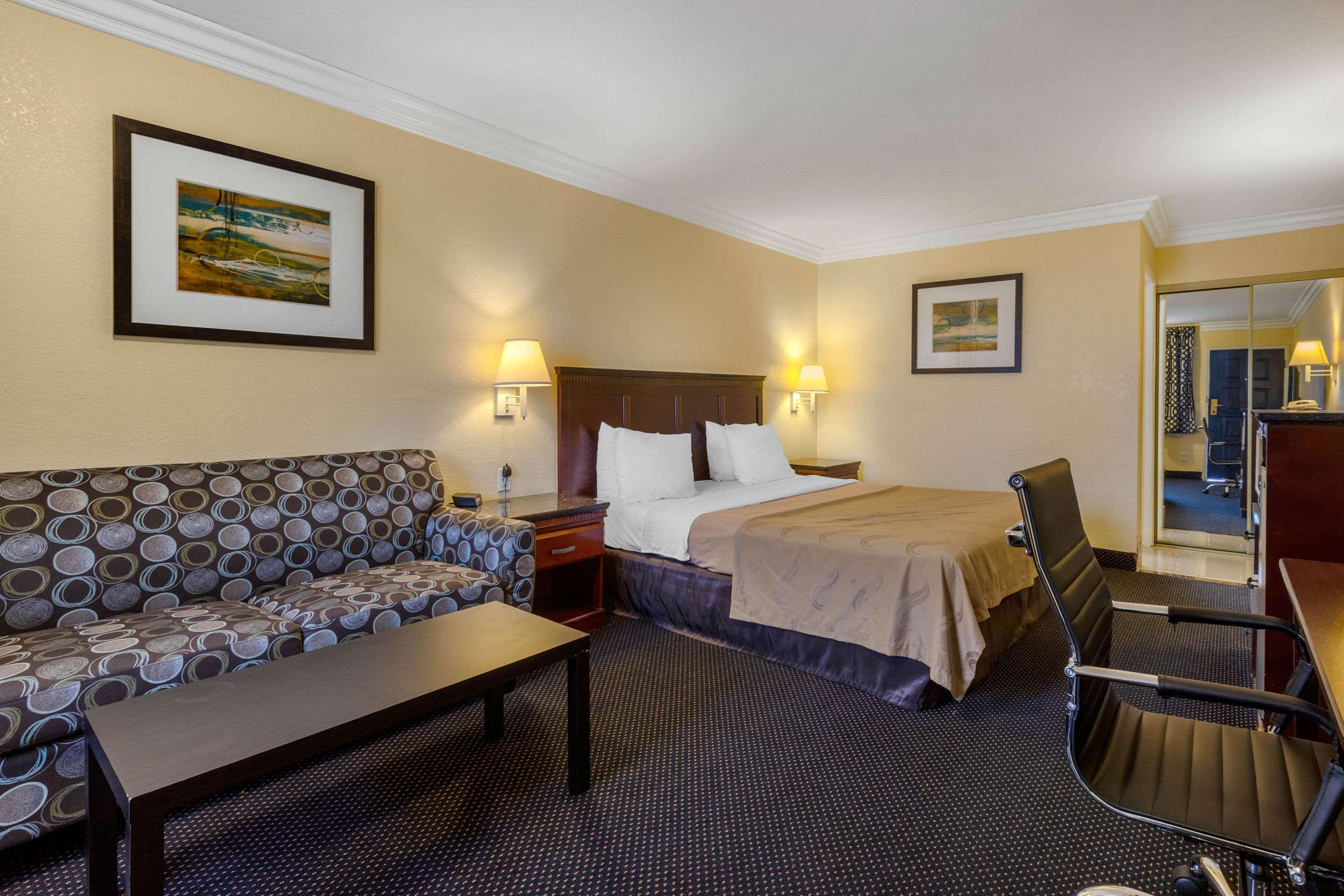 Quality Inn Lomita-Los Angeles South Bay Екстериор снимка