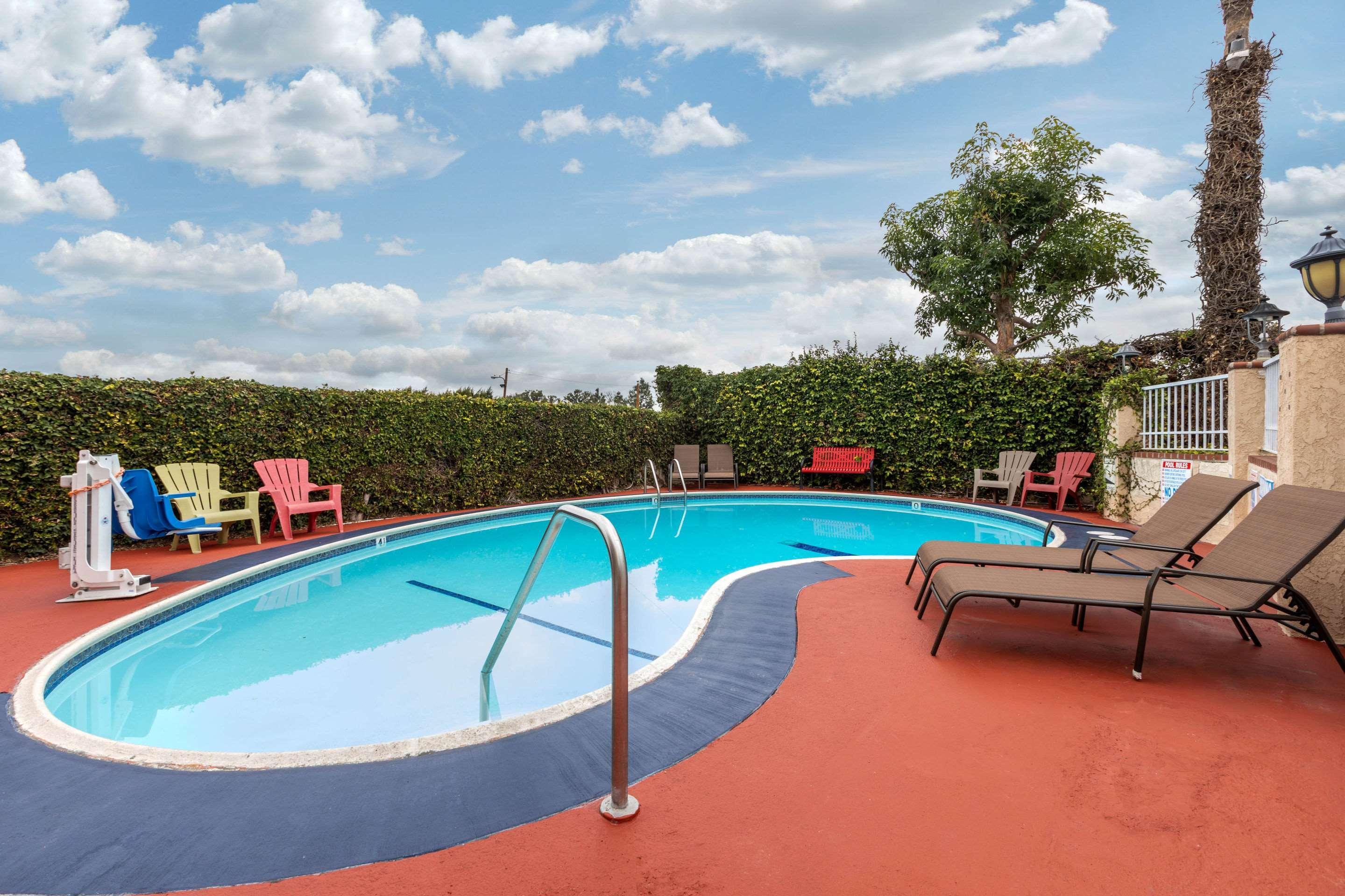 Quality Inn Lomita-Los Angeles South Bay Екстериор снимка