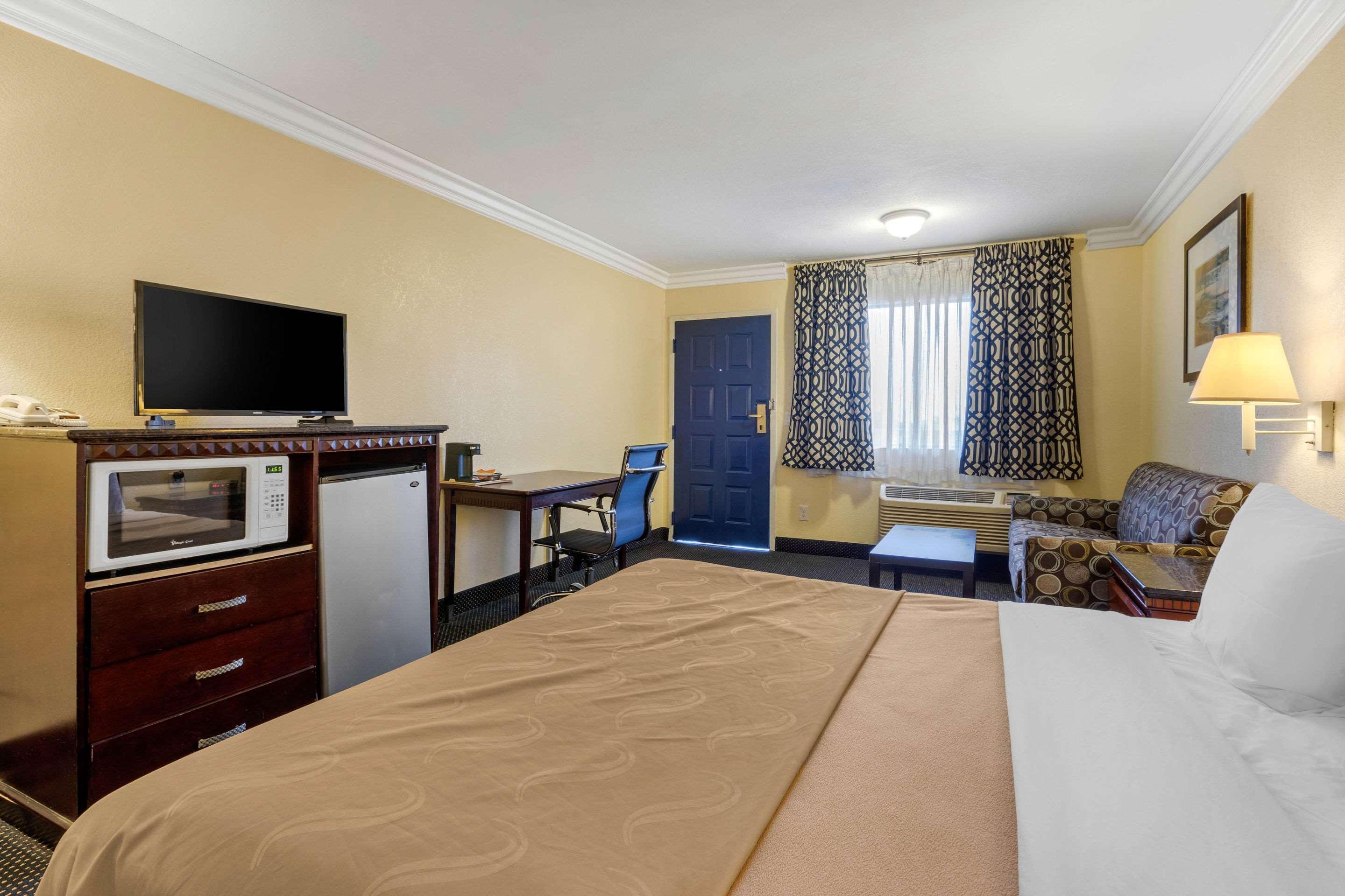 Quality Inn Lomita-Los Angeles South Bay Екстериор снимка