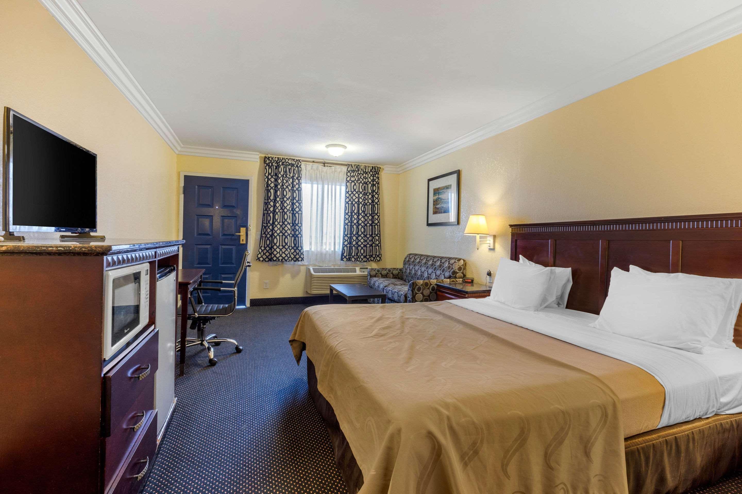 Quality Inn Lomita-Los Angeles South Bay Екстериор снимка